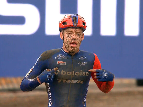 Copa del Mundo de ciclocross: Pim Ronhaar y Ceylin Alvarado ganan en Dendermonde