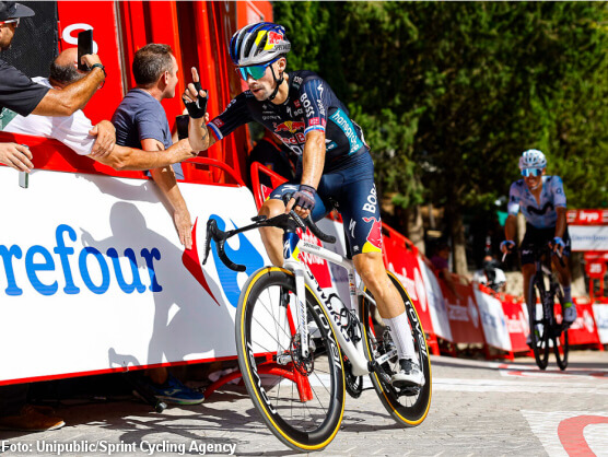 Vuelta a España: Primoz Roglic: "He tenido piernas y la suerte de poder ganar esta etapa" Vuelta a España: Primoz Roglic: "He tenido piernas y la suerte de poder ganar esta etapa"