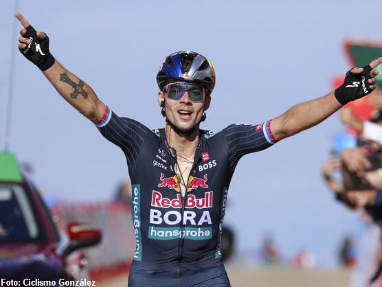 Vuelta a España: Primoz Roglic recupera 'la roja' ganando en el Alto de Moncalvillo Vuelta a España: Primoz Roglic recupera 'la roja' ganando en el Alto de Moncalvillo