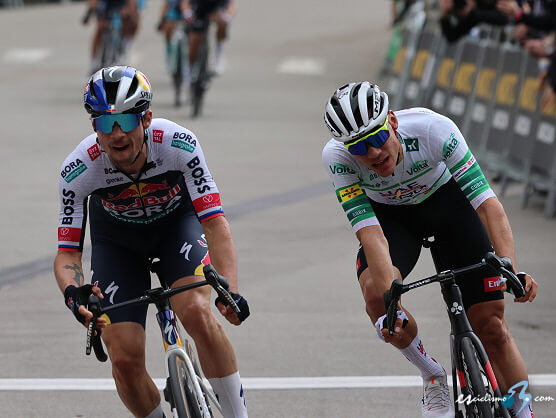 Primoz Roglic se impone en Montserrat y arrebata el liderato a Juan Ayuso en la Volta a Catalunya Primoz Roglic se impone en Montserrat y arrebata el liderato a Juan Ayuso en la Volta a Catalunya