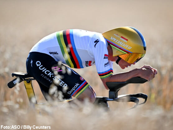 Tour de Francia: Evenepoel arrasa en la crono de Caen y Pogacar se viste de amarillo Tour de Francia: Evenepoel arrasa en la crono de Caen y Pogacar se viste de amarillo