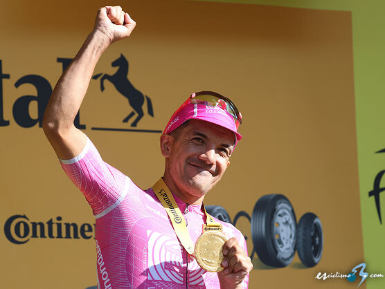 Richard Carapaz, tres triunfos de un golpe | Tour de Francia Richard Carapaz, tres triunfos de un golpe | Tour de Francia
