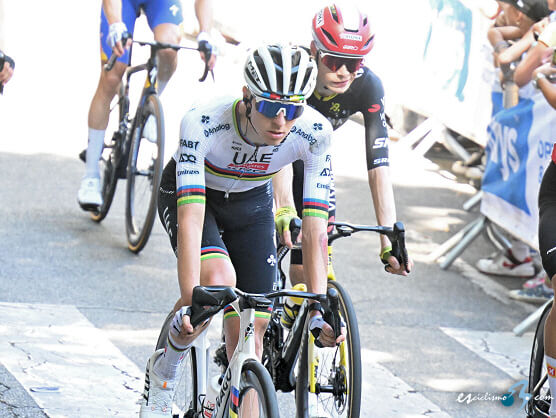 Tour de Francia: Tadej Pogacar: "Estoy bastante bien, un poco tocado, pero he tenido días peores" Tour de Francia: Tadej Pogacar: "Estoy bastante bien, un poco tocado, pero he tenido días peores"