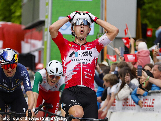 Tommaso Dati sorprende en Innsbruck y se viste de l�der en la apertura del Tour de los Alpes