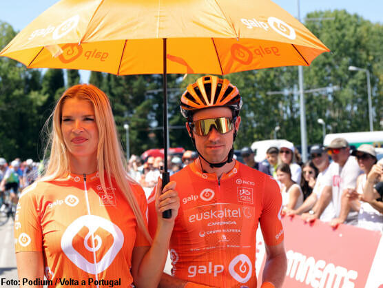 Txomin Juaristi y Gotzon Martín renuevan con Euskaltel-Euskadi Txomin Juaristi y Gotzon Martín renuevan con Euskaltel-Euskadi