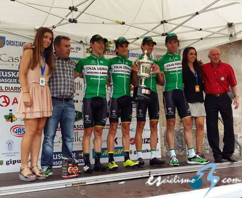 El Caja Rural-RGA, preparado para la competición tras su concentración de Benidorm El Caja Rural-RGA, preparado para la competición tras su concentración de Benidorm