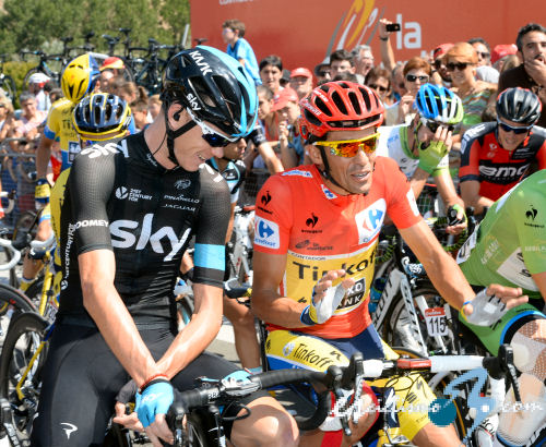 Chris Froome: "Si hay un ciclista que puede ganar Giro y Tour es Contador" Chris Froome: "Si hay un ciclista que puede ganar Giro y Tour es Contador"