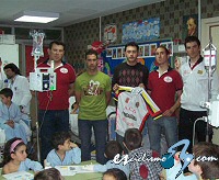 Torreagüera MTB & Road y el Contentpolis-Murcia visitan a los niños del Hospital Virgen de la Arrixaca Torreagüera MTB & Road y el Contentpolis-Murcia visitan a los niños del Hospital Virgen de la Arrixaca
