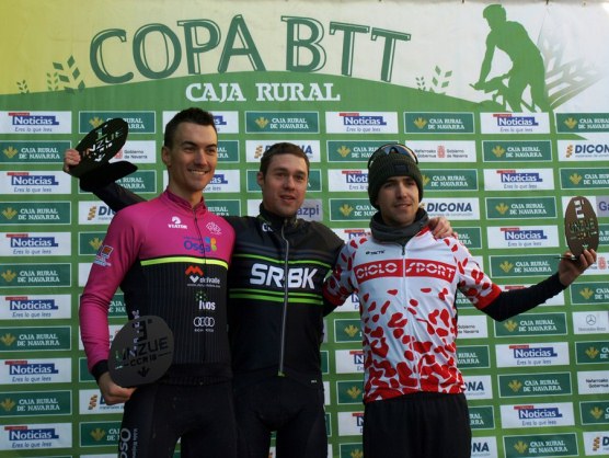 Diego Latasa y Carla Cortazar, primeros líderes de la Copa Caja Rural BTT Diego Latasa y Carla Cortazar, primeros líderes de la Copa Caja Rural BTT