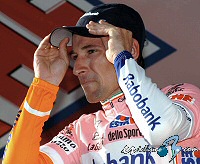 Giro de Italia: Denis Menchov niega estar envuelto en un caso de dopaje