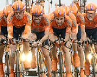 Euskaltel confirma los corredores con los que disputará su primer Giro, con Zubeldia y Sánchez como líderes Euskaltel confirma los corredores con los que disputará su primer Giro, con Zubeldia y Sánchez como líderes