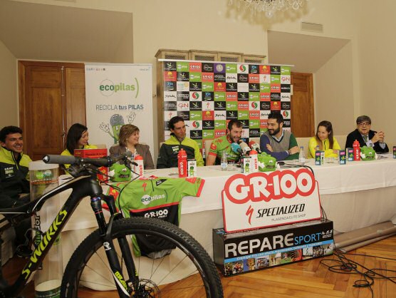 Presentado en Plasencia el equipo Extremadura-Ecopilas