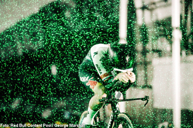 Pruebas aerodinámicas del equipo RedBull-Bora en el túnel del viento de Catesby Pruebas aerodinámicas del equipo RedBull-Bora en el túnel del viento de Catesby