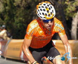 Giro de Italia: Igor Antón: "El objetivo es ganar una etapa, sería dar un salto de calidad" Giro de Italia: Igor Antón: "El objetivo es ganar una etapa, sería dar un salto de calidad"
