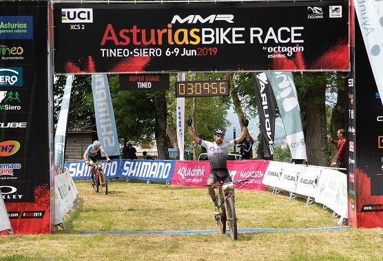 MMR Asturias Bike Race: Ismael Esteban y Natalia Fischer ganan la tercera etapa