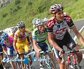 Basso, cabeza del pelotn subiendo la Maielletta