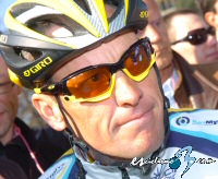 La Agencia Francesa Antidopaje asegura que Armstrong violó las reglas antidopaje en su último control La Agencia Francesa Antidopaje asegura que Armstrong violó las reglas antidopaje en su último control