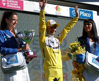 Vuelta a Espaa: Piepoli abandona la carrera ante el estado de salud de su esposa tras dar a luz