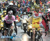 Giro de Italia: Piepoli repite victoria y Basso fortalece su liderazgo