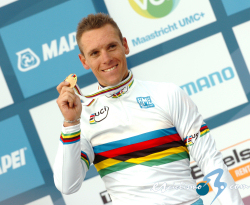 Philippe Gilbert y el equipo BMC seguirán juntos hasta 2016 Philippe Gilbert y el equipo BMC seguirán juntos hasta 2016