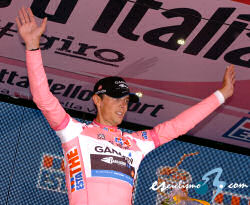 Giro de Italia: Garmin se impone en la crono y Navardauskas es el nuevo líder Giro de Italia: Garmin se impone en la crono y Navardauskas es el nuevo líder