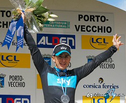 Downing se impone en la segunda etapa del Criterium Internacional y Fedrigo sigue líder Downing se impone en la segunda etapa del Criterium Internacional y Fedrigo sigue líder