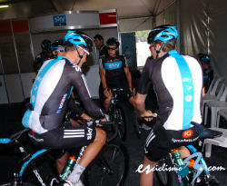 Wiggins no correrá la Lieja-Bastoña-Lieja. Froome liderará al Sky Wiggins no correrá la Lieja-Bastoña-Lieja. Froome liderará al Sky
