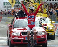 Giro de Italia: Garzelli suma su segundo triunfo de etapa y Di Luca contina lder