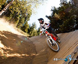 Conviértete en un experto en Down Hill en el curso de verano de Vallnord y Cédric Gracia Conviértete en un experto en Down Hill en el curso de verano de Vallnord y Cédric Gracia