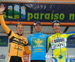Javier Moreno se adjudica la Vuelta a Asturias y Tino Zaballa la última etapa Javier Moreno se adjudica la Vuelta a Asturias y Tino Zaballa la última etapa