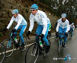 El Xacobeo Galicia aterrizó en Argentina para disputar el Tour de San Luis El Xacobeo Galicia aterrizó en Argentina para disputar el Tour de San Luis